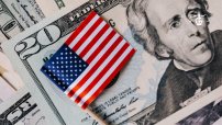 E-2 Investor Visa FAQ 2026: Timeline, Risks, and Filing Strategy